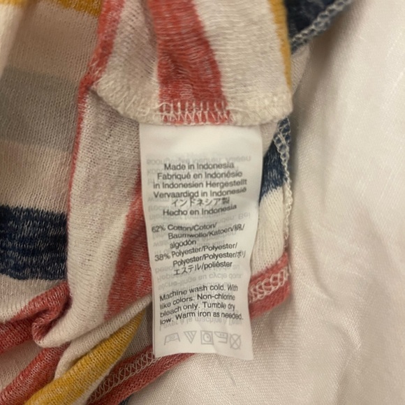Madewell, Skyline V-Neck Tee in Jay Stripe - Picture 5 of 6
